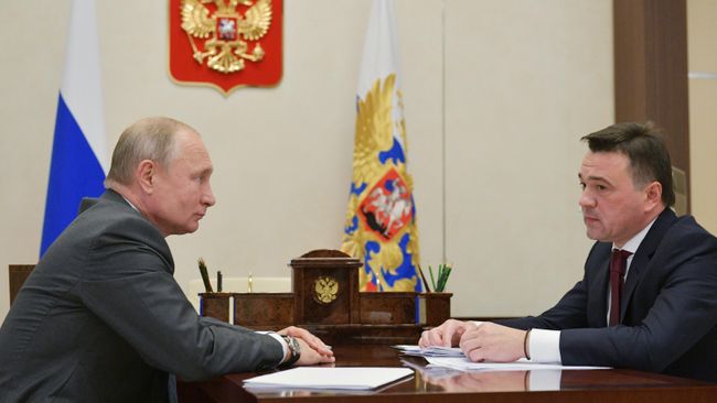 Президент РФ Владимир Путин и губернатор Московской области Андрей Воробьев во время встречи. 28 октября 2019