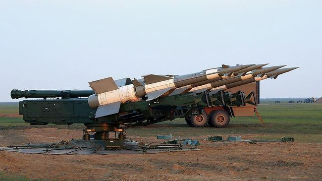 Учения с боевой стрельбой из зенитных ракетных комплексов ВС Украины Учения с боевой стрельбой из зенитных ракетных комплексов ВС Украины