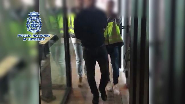 Испанские полицейские задержали одного из самых разыскиваемых в Европе преступников Испанские полицейские задержали одного из самых разыскиваемых в Европе преступников