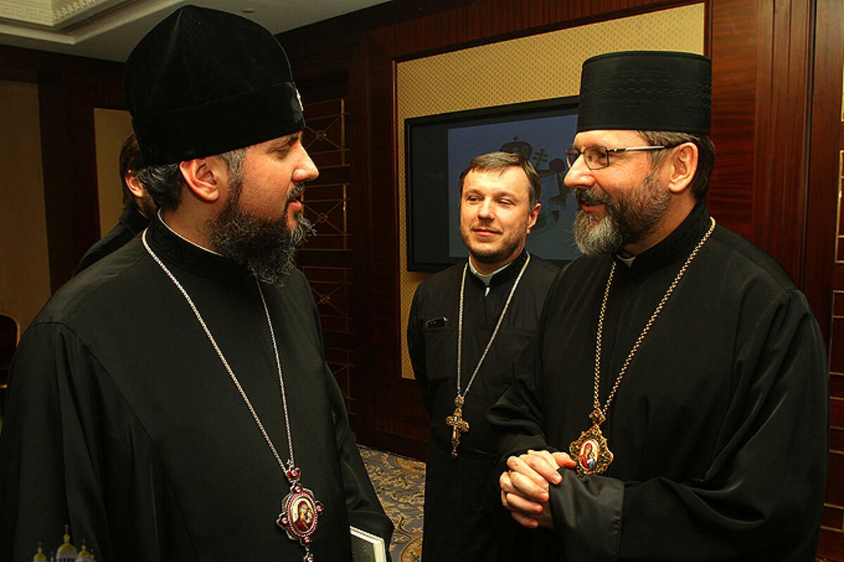 Встреча главы УГКЦ Святослава Шевчука с с Епифанием Думенко (слева) - РИА Новости, 1920, 19.05.2023