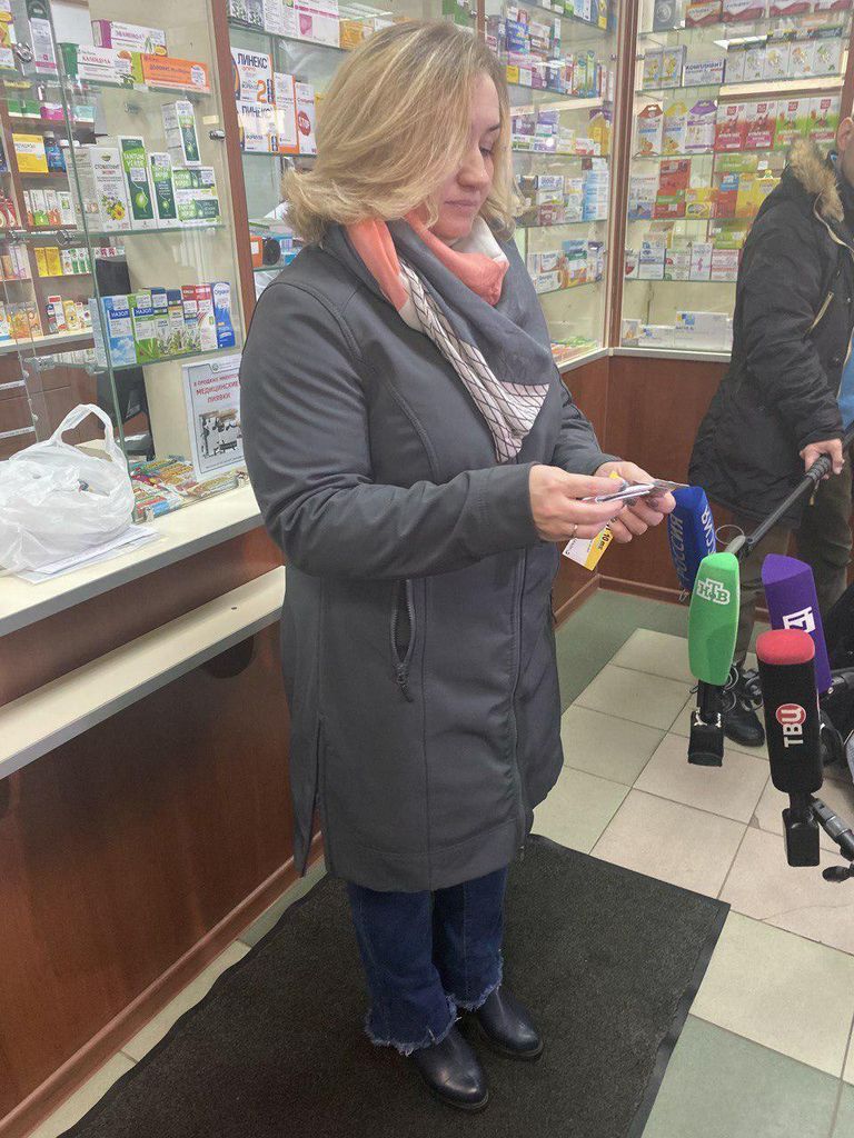 Елена Боголюбова одной из первых в Москве получила жизненно важный препарат Клобазам Елена Боголюбова одной из первых в Москве получила жизненно важный препарат Клобазам