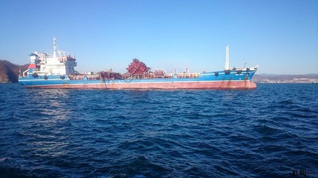Танкер Залив Америка, на котором взорвался газ
