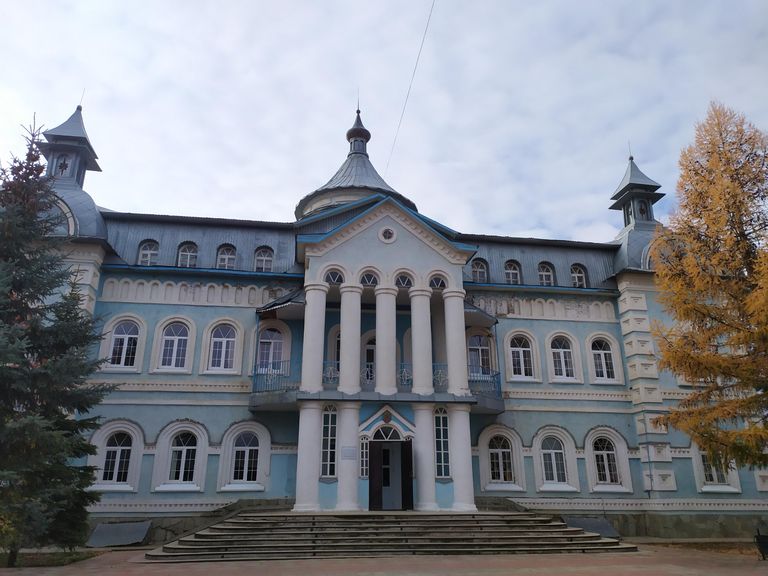 Православная гимназия имени святого преподобного Сергия Радонежского при обители Православная гимназия имени святого преподобного Сергия Радонежского при обители