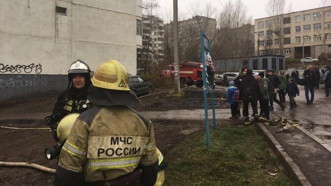 Пожар в многоэтажном доме в Уфе. 7 ноября 2019 Пожар в многоэтажном доме в Уфе. 7 ноября 2019