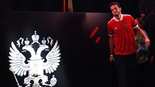 Вратарь сборной России Маринато Гилерме Вратарь сборной России Маринато Гилерме