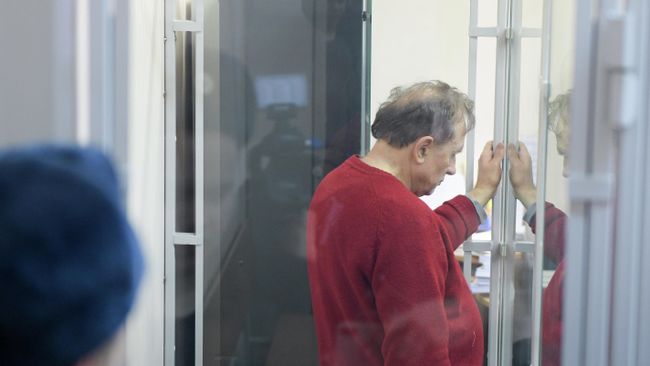 Доцент СПбГУ Олег Соколов, обвиняемый в убийстве аспирантки Доцент СПбГУ Олег Соколов, обвиняемый в убийстве аспирантки