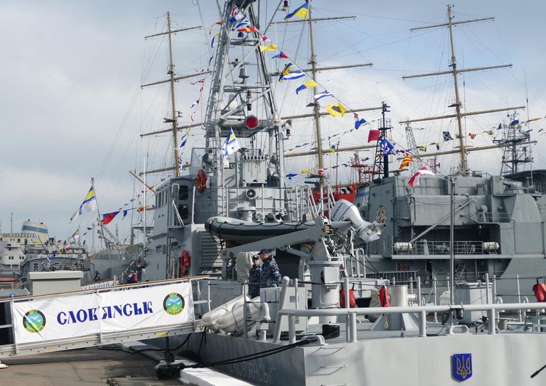 Патрульный катер типа Island Славянск, переданный США Военно-морским силам Украины, в порту Одессы
