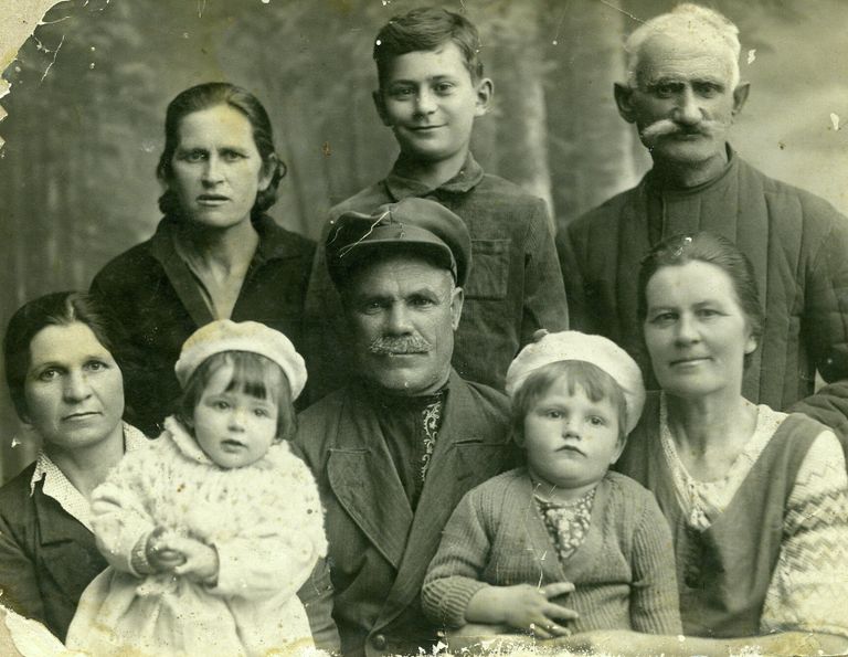 Семья Анастаса Амиропуло Семья Анастаса Амиропуло