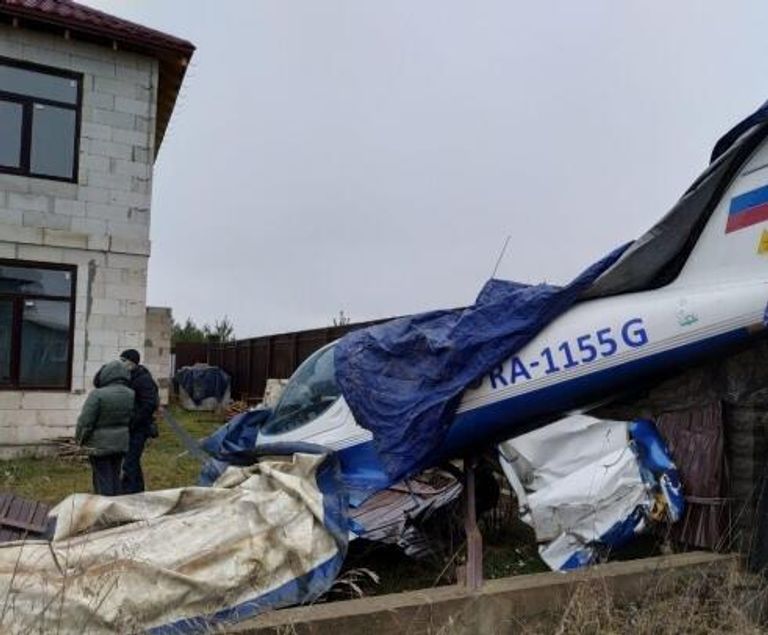 Последствия экстренной посадки частного самолета NG-4 во Всеволожском районе Ленинградской области