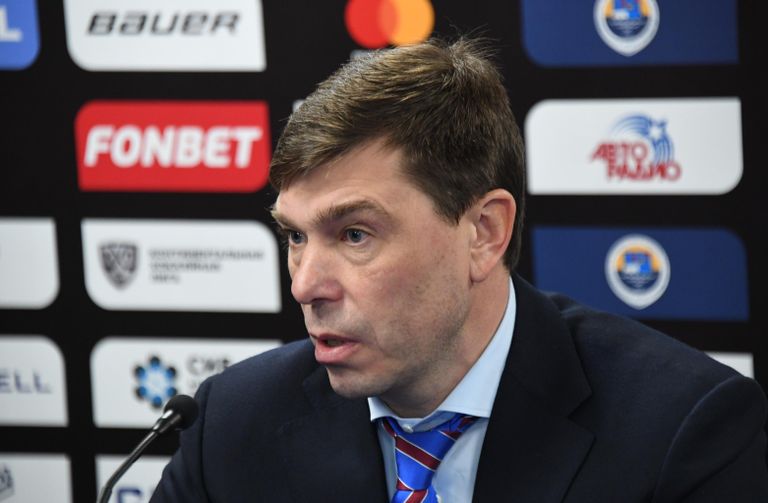 Главный тренер ХК СКА Алексей Кудашов