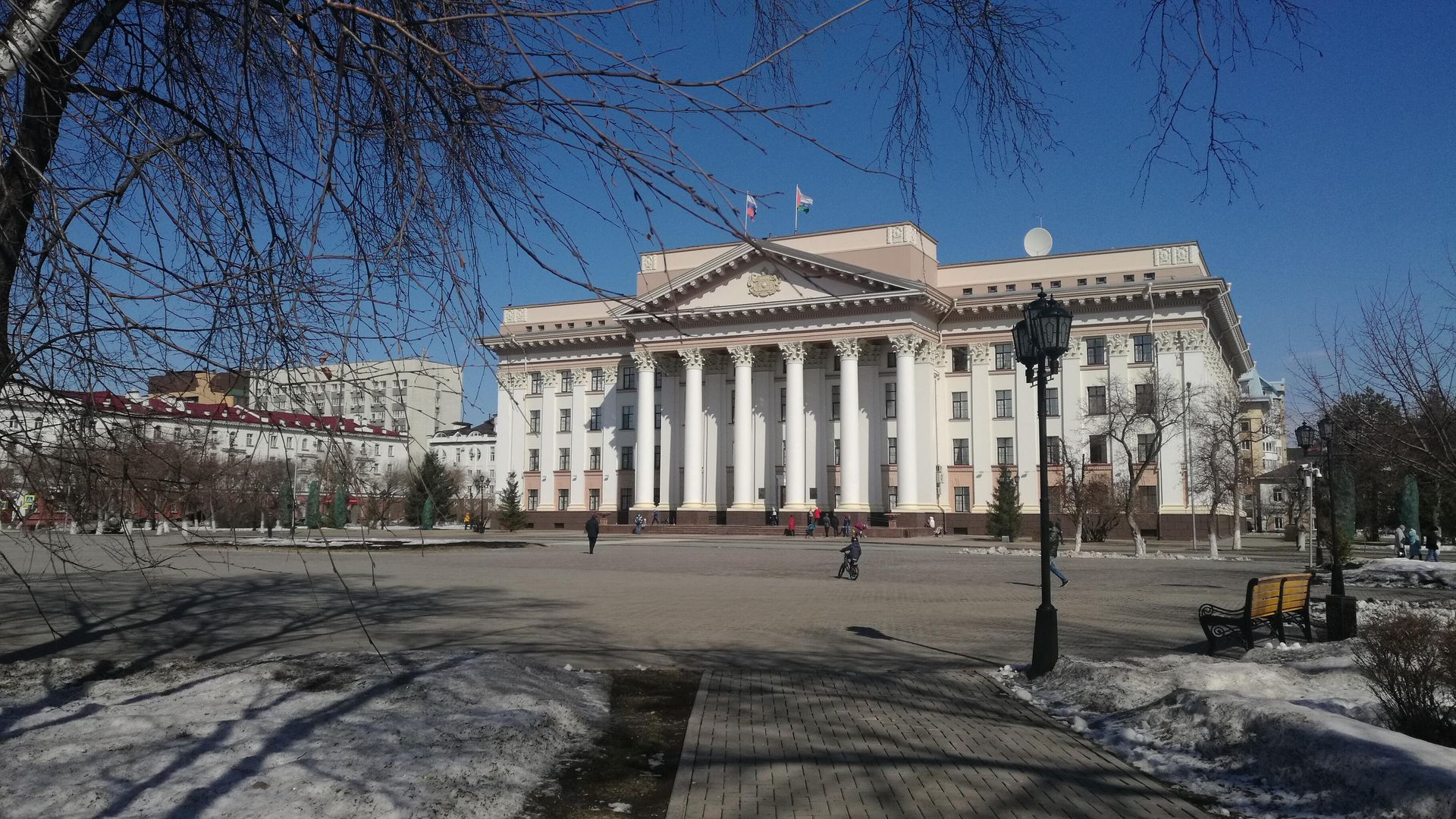 Здание правительства Тюменской области Здание правительства Тюменской области - РИА Новости, 1920, 30.11.2020
