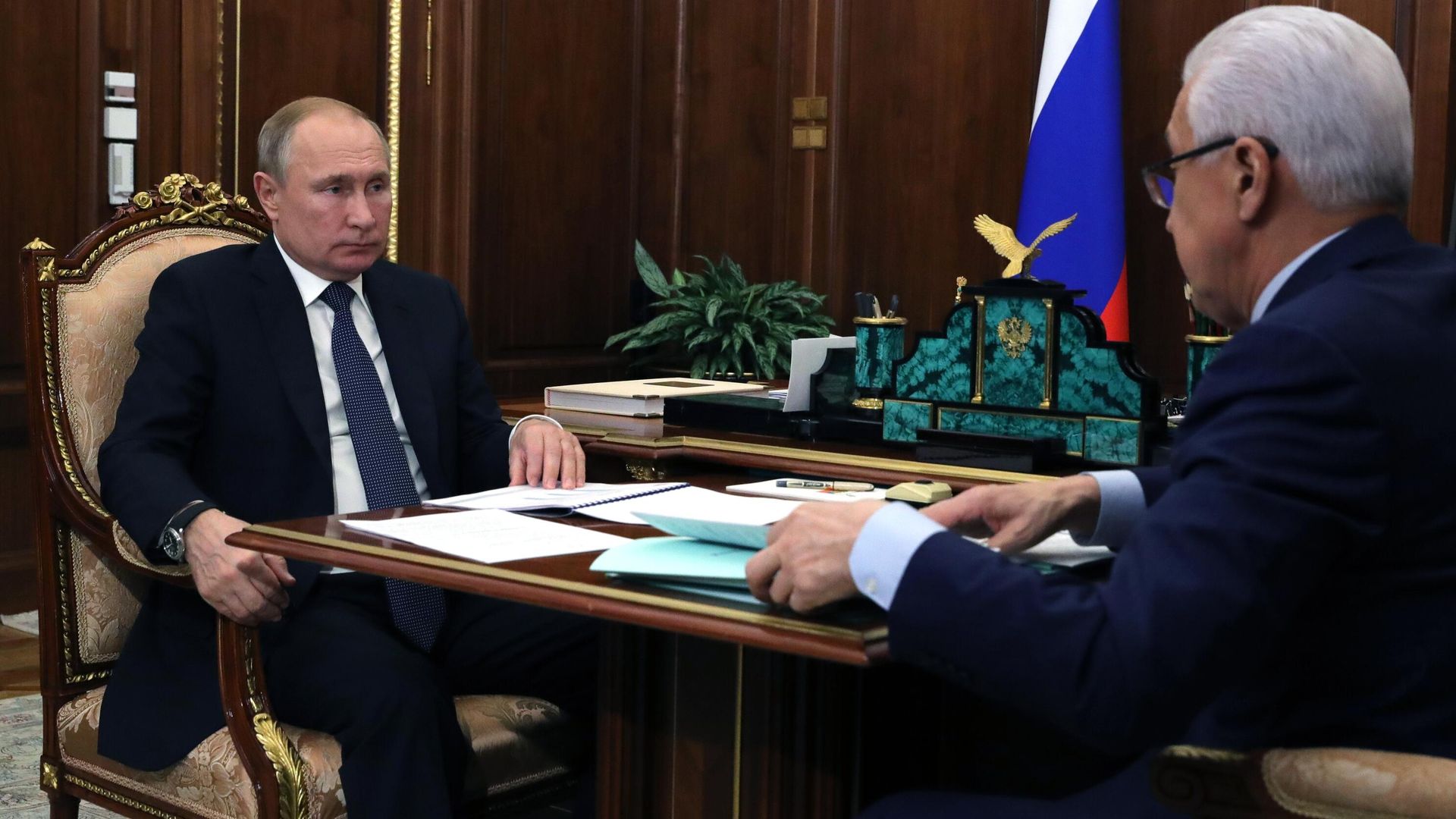 Владимир Путин и Владимир Васильев Владимир Путин и Владимир Васильев - РИА Новости, 1920, 17.02.2023