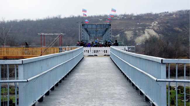 Пешеходный мост через реку Северный Донец у КПП Станица Луганская Пешеходный мост через реку Северный Донец у КПП Станица Луганская