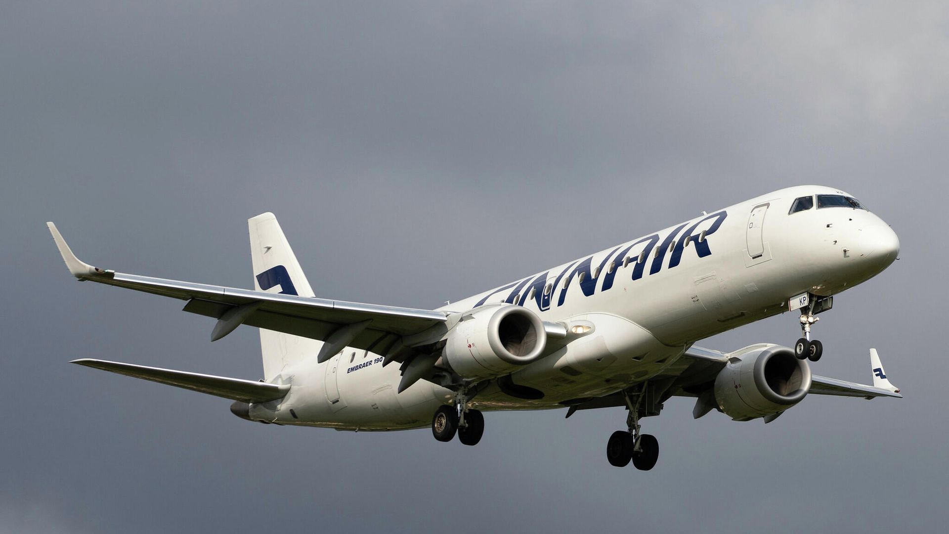 Самолет Embraer ERJ-190LR авиакомпании Finnair Самолет Embraer ERJ-190LR авиакомпании Finnair - РИА Новости, 1920, 05.06.2023
