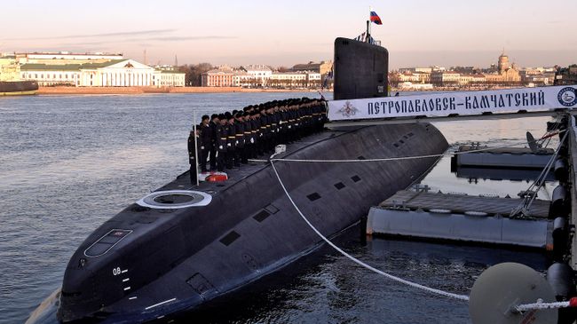 Дизель-электрическую подлодку Петропавловск-Камчатский передали ВМФ России Дизель-электрическую подлодку Петропавловск-Камчатский передали ВМФ России
