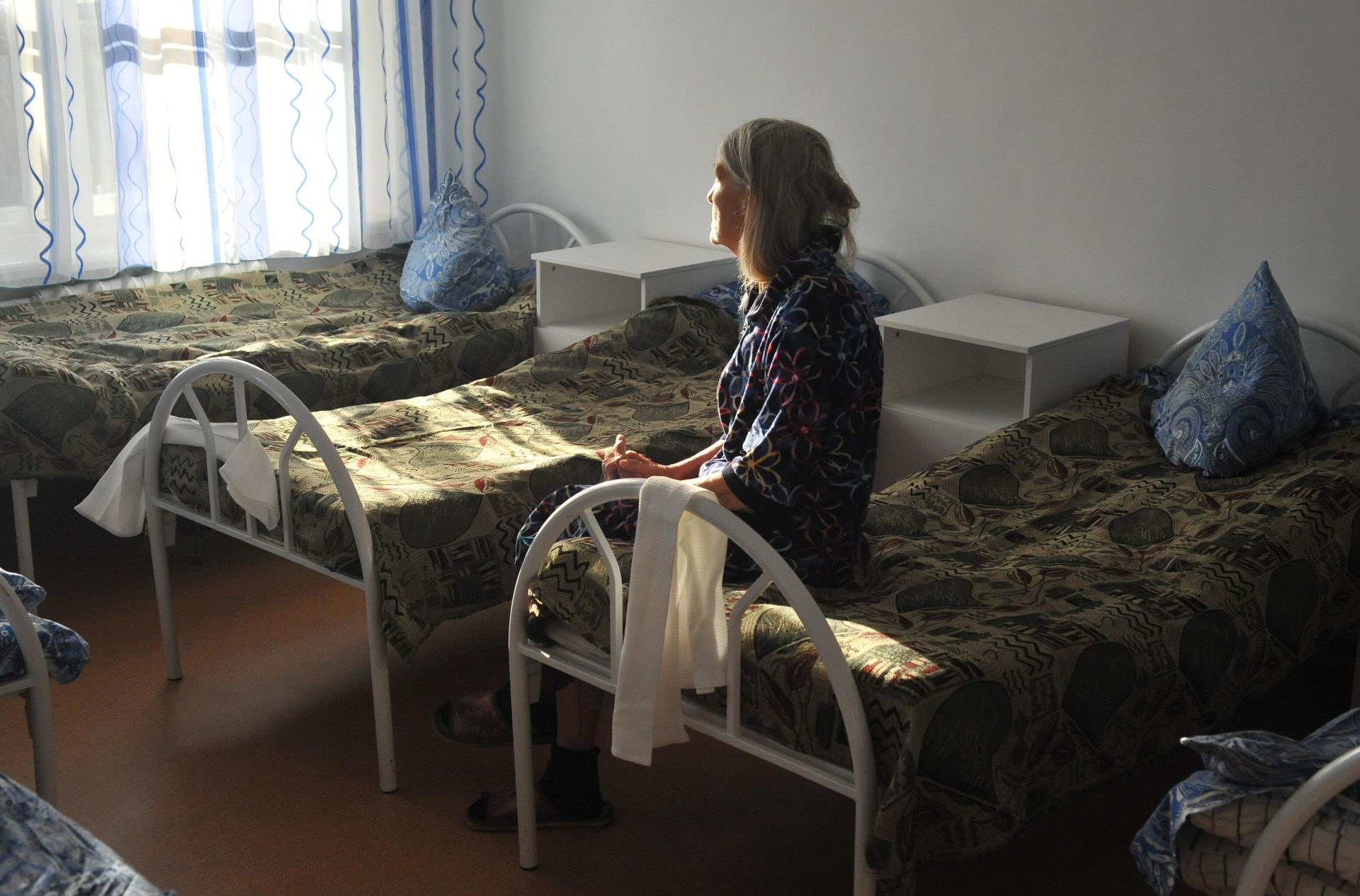 Пациентка в больничной палате психосоматического отделения Тамбовской областной психиатрической больницы - РИА Новости, 1920, 30.10.2024