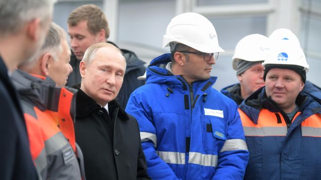 Владимир Путин на открытии скоростной платной трассы М-11 Москва - Санкт-Петербург Владимир Путин на открытии скоростной платной трассы М-11 Москва - Санкт-Петербург