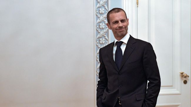 Президент УЕФА Александер Чеферин Президент УЕФА Александер Чеферин