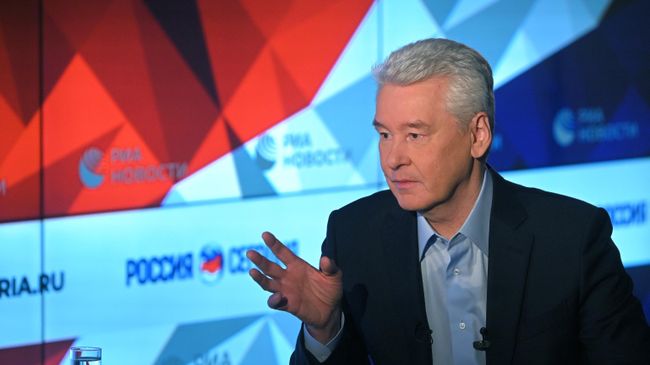 Мэр Москвы Сергей Собянин во время интервью в Международном информационном агентстве Россия сегодня Мэр Москвы Сергей Собянин во время интервью в Международном информационном агентстве Россия сегодня