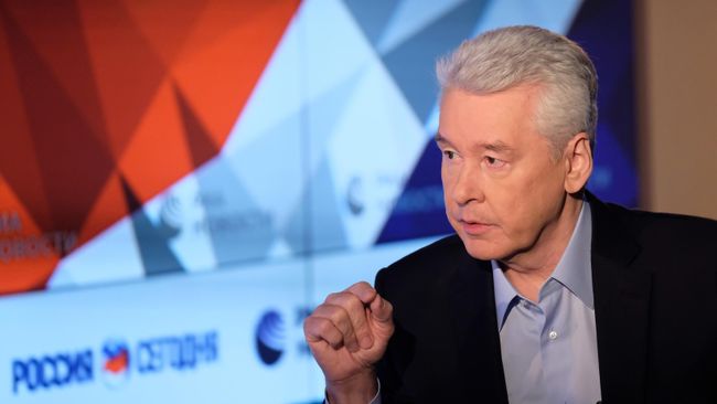 Мэр Москвы Сергей Собянин во время интервью в Международном информационном агентстве Россия сегодня