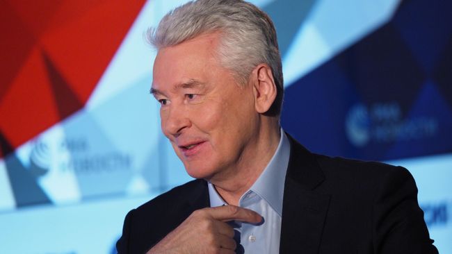 Мэр Москвы Сергей Собянин во время интервью в Международном информационном агентстве Россия сегодня Мэр Москвы Сергей Собянин во время интервью в Международном информационном агентстве Россия сегодня