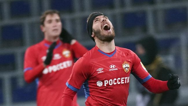 Игрок ЦСКА Никола Влашич радуется забитому мячу Игрок ЦСКА Никола Влашич радуется забитому мячу