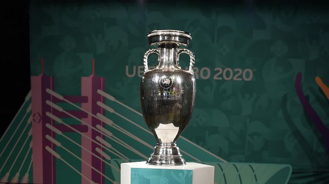 Кубок чемпионата Европы по футболу Кубок чемпионата Европы по футболу