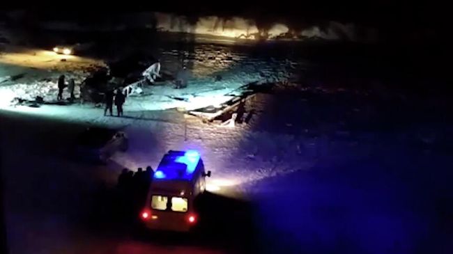 На месте падения пассажирского автобуса с моста в Забайкальском крае На месте падения пассажирского автобуса с моста в Забайкальском крае