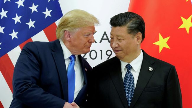 Президент США Дональд Трамп и председатель КНР Си Цзиньпин Президент США Дональд Трамп и председатель КНР Си Цзиньпин