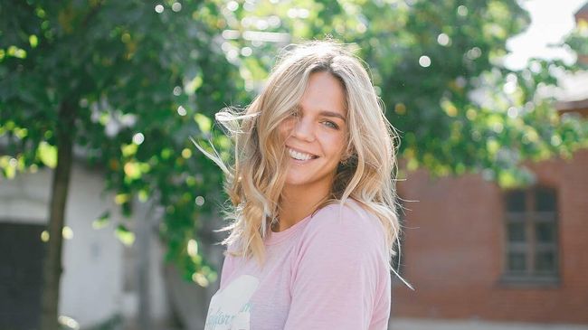 Юлия Ефимова Юлия Ефимова