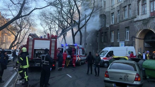 Пожар в Одесском колледже экономики, права и гостинично-ресторанного бизнеса