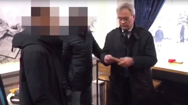 Стоп-кадр оперативного видео задержания Сергея Родионова Стоп-кадр оперативного видео задержания Сергея Родионова