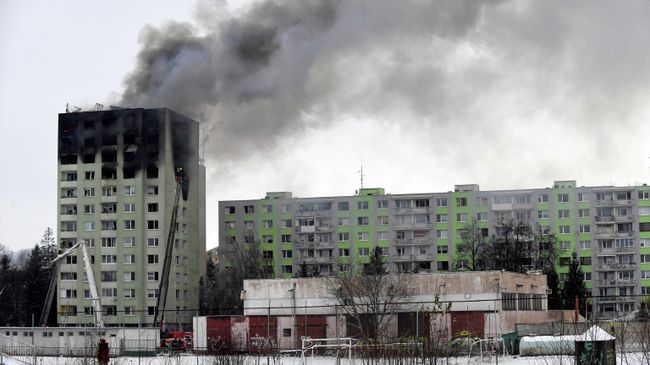 Пожар в результате взрыв газа в жилом доме в городе Прешов в Словакии Пожар в результате взрыв газа в жилом доме в городе Прешов в Словакии