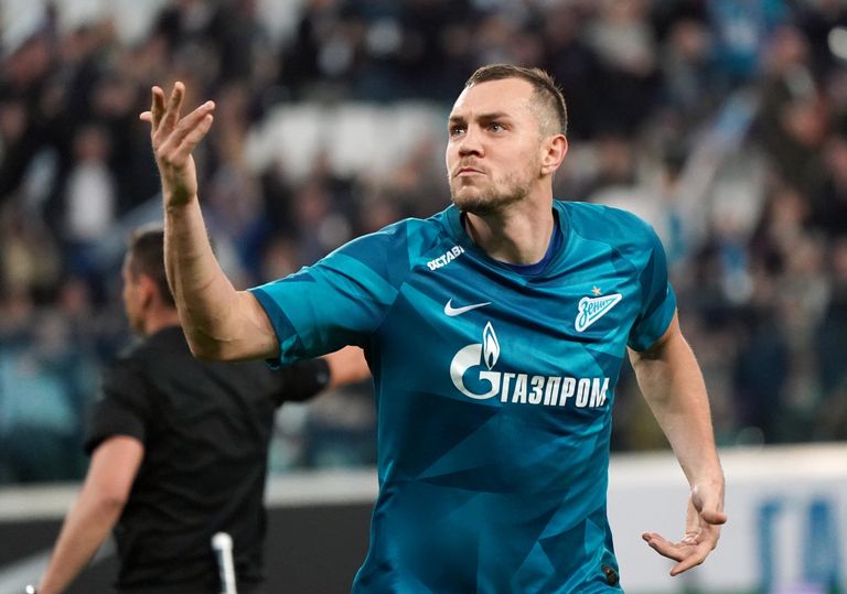Игрок Зенита Артём Дзюба Игрок Зенита Артём Дзюба
