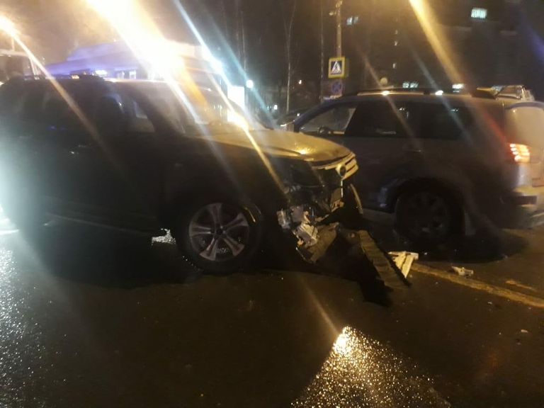ДТП с пешеходами в Нижнем Новгороде на улице Горького. 7 декабря 2019 ДТП с пешеходами в Нижнем Новгороде на улице Горького. 7 декабря 2019