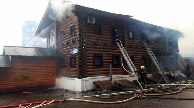 Последствия пожара в Гостинице Ромашково в городском округе Одинцово. 8 декабря 2019 Последствия пожара в Гостинице Ромашково в городском округе Одинцово. 8 декабря 2019