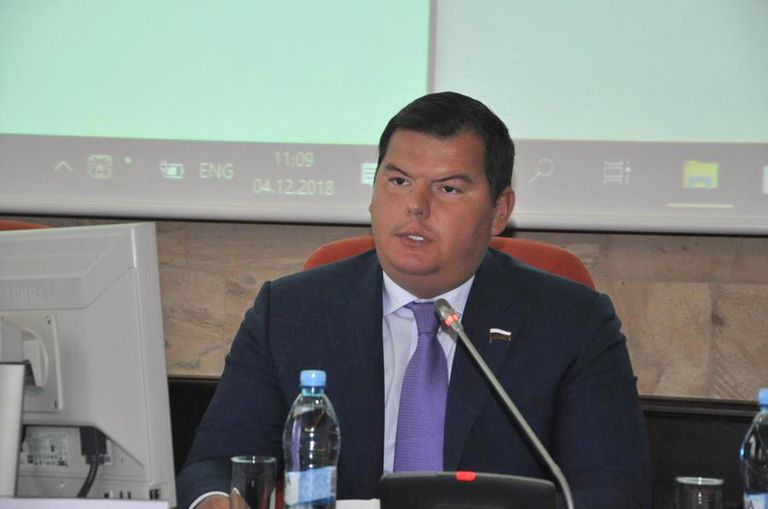 Михаил Авдеев