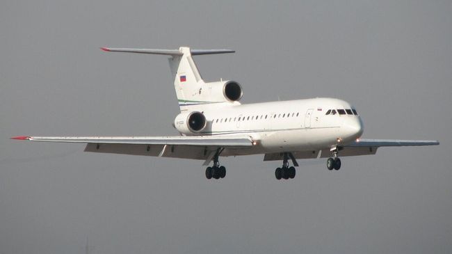 Самолет Як-42