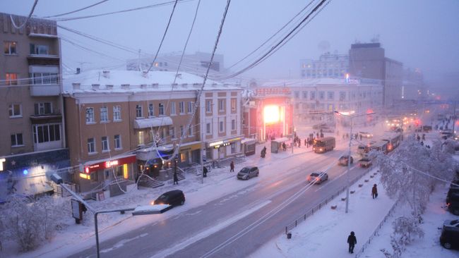Проспект Ленина в городе Якутске Проспект Ленина в городе Якутске