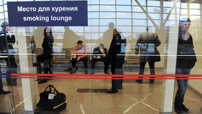 Курительная комната в терминале аэропорта Внуково Курительная комната в терминале аэропорта Внуково