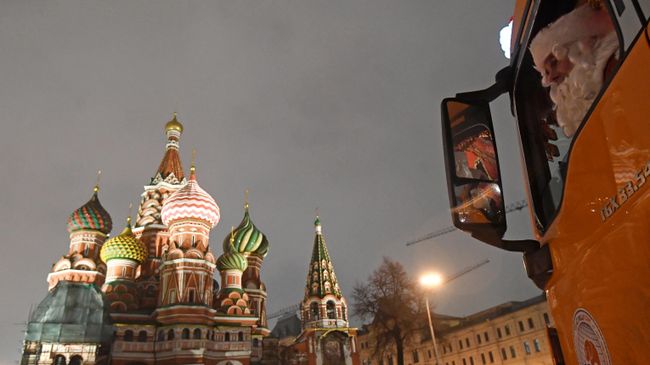 Доставка новогодней елки в Кремль Доставка новогодней елки в Кремль