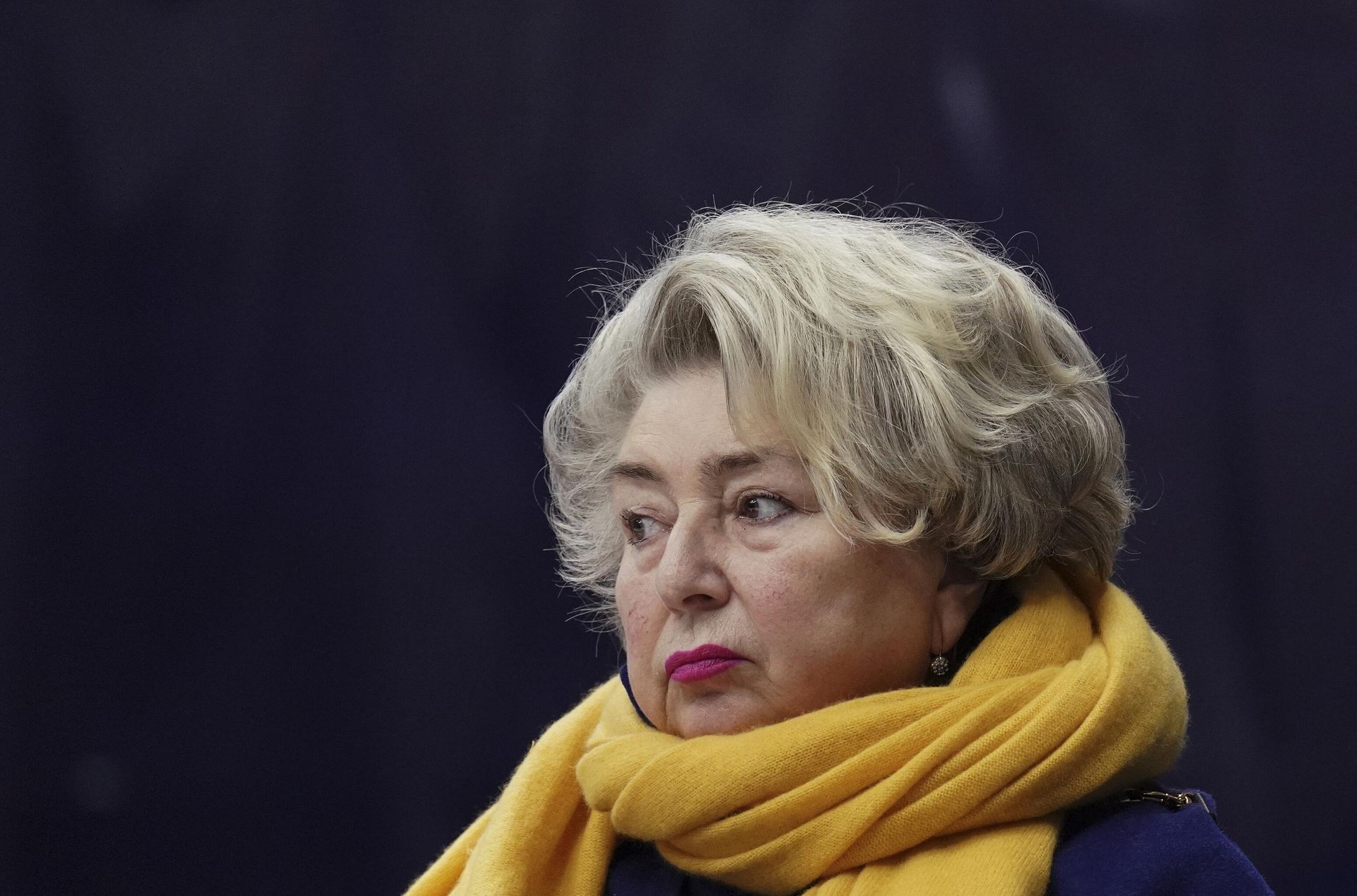 Тренер Татьяна Тарасова во время тренировки спортсменов перед соревнованиями V этапа Гран-при по фигурному катанию. Тренер Татьяна Тарасова во время тренировки спортсменов перед соревнованиями V этапа Гран-при по фигурному катанию. - РИА Новости, 1920, 10.12.2020