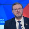 Константин Косачев во время пресс-конференции в Международном мультимедийном пресс-центре МИА Россия сегодня Константин Косачев во время пресс-конференции в Международном мультимедийном пресс-центре МИА Россия сегодня