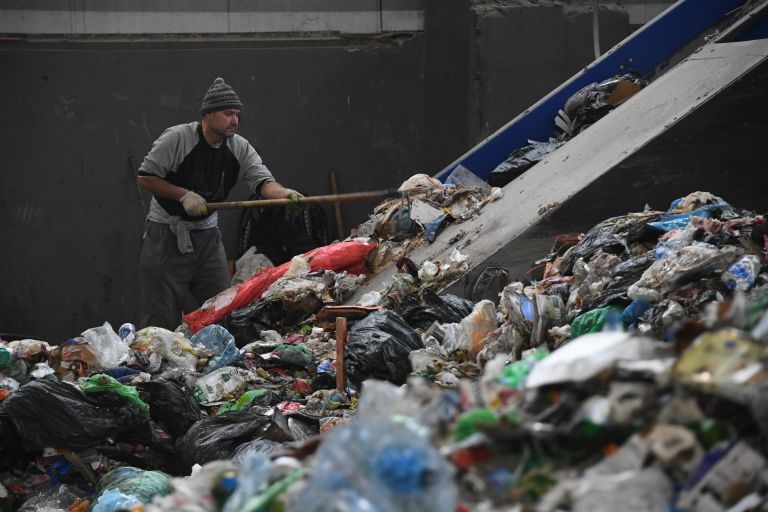 Сортировка отходов в Москве