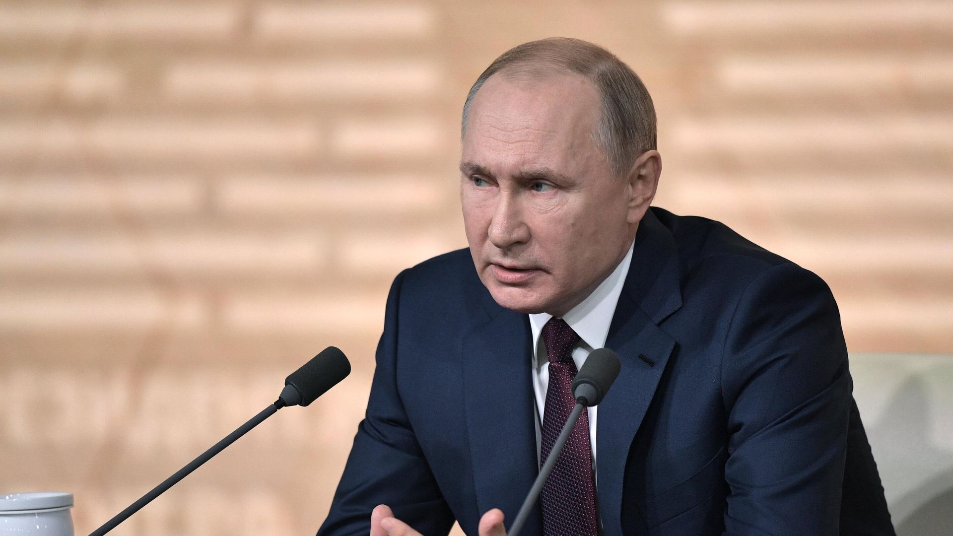 Ежегодная большая пресс-конференция президента РФ В. Путина Ежегодная большая пресс-конференция президента РФ В. Путина - РИА Новости, 1920, 19.12.2019