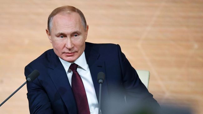 Президент РФ Владимир Путин на большой ежегодной пресс-конференции