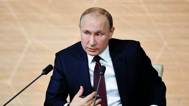 Президент РФ Владимир Путин на большой ежегодной пресс-конференции Президент РФ Владимир Путин на большой ежегодной пресс-конференции