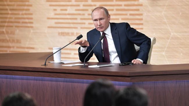 Президент РФ Владимир Путин на большой ежегодной пресс-конференции Президент РФ Владимир Путин на большой ежегодной пресс-конференции