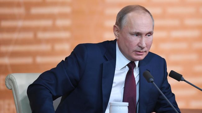 Президент РФ Владимир Путин на большой ежегодной пресс-конференции Президент РФ Владимир Путин на большой ежегодной пресс-конференции