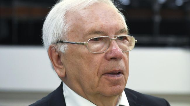 Президент паралимпийского комитета России Владимир Лукин во время международного  форума Примаковские чтения. 